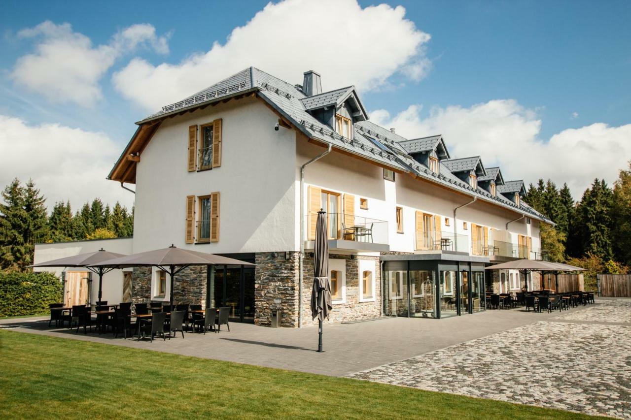 Hotel Tannenhaus Schöneck Exterior foto